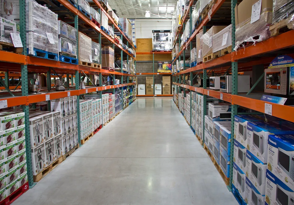 Cramer Warns Costco May Have Lost Its Edge, Days Before Clark Howard Sends Retirees Straight Back