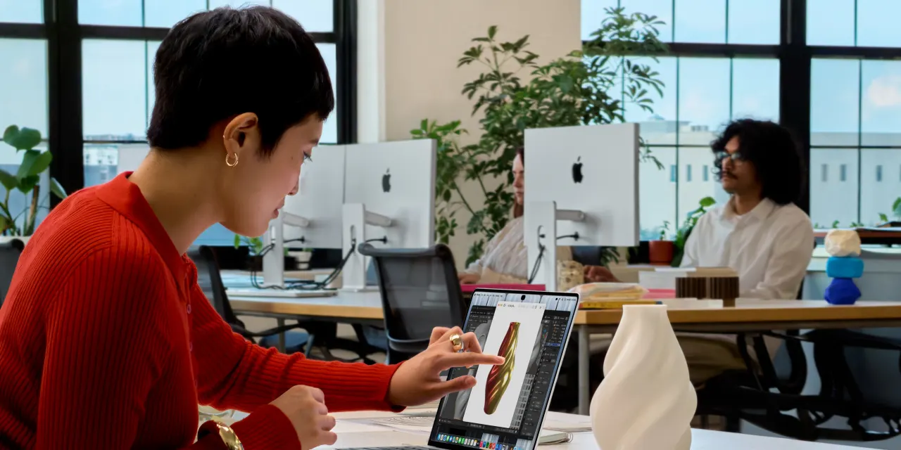 New Touch Screen MacBooks Point to New Device Strategy for Apple