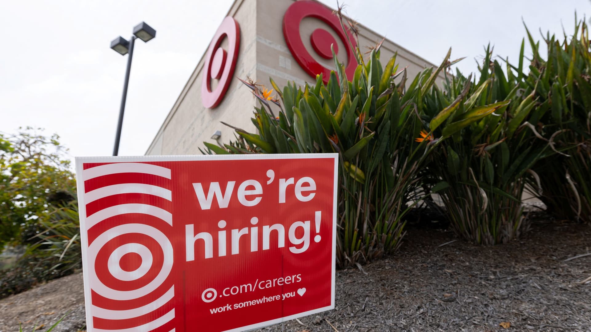 Private sector hiring totaled 62,000 in March, better than expected, ADP says