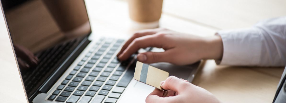 Fiverr International Ltd.'s P/E Is Still On The Mark Following 27% Share Price Bounce