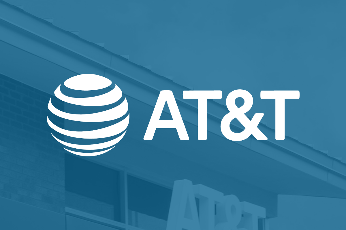 AT&T Stock Sinks on Subscriber and SpaceX Worries. Is the Stock a Buy on the Dip?