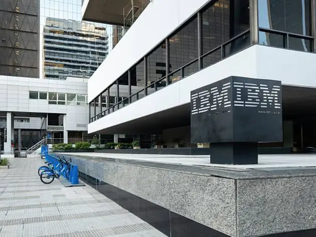 IBM surges after unveiling new sub-1 nm chip technology