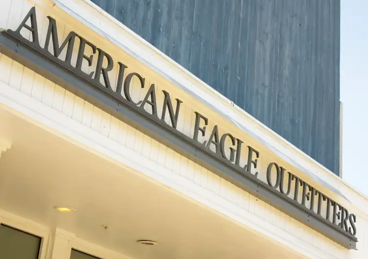 American Eagle soars after deal with Sydney Sweeney and Reddit buzz
