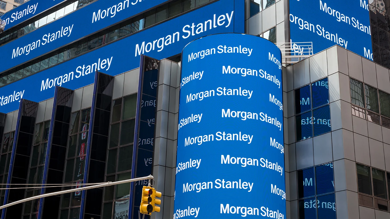 Morgan Stanley Portfolio Manager: 'I Don't Think We're Close' to a Dot-Com Bubble