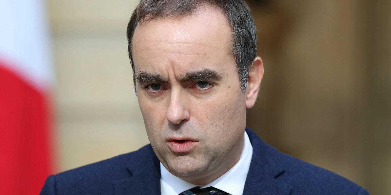 French Markets Fall After Prime Minister Resigns