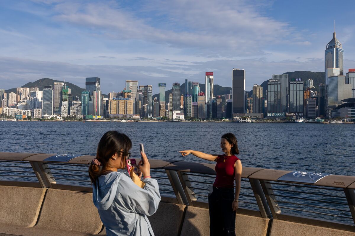 Hong Kong Surpasses Korea in Structured Note Boom, JPMorgan Says