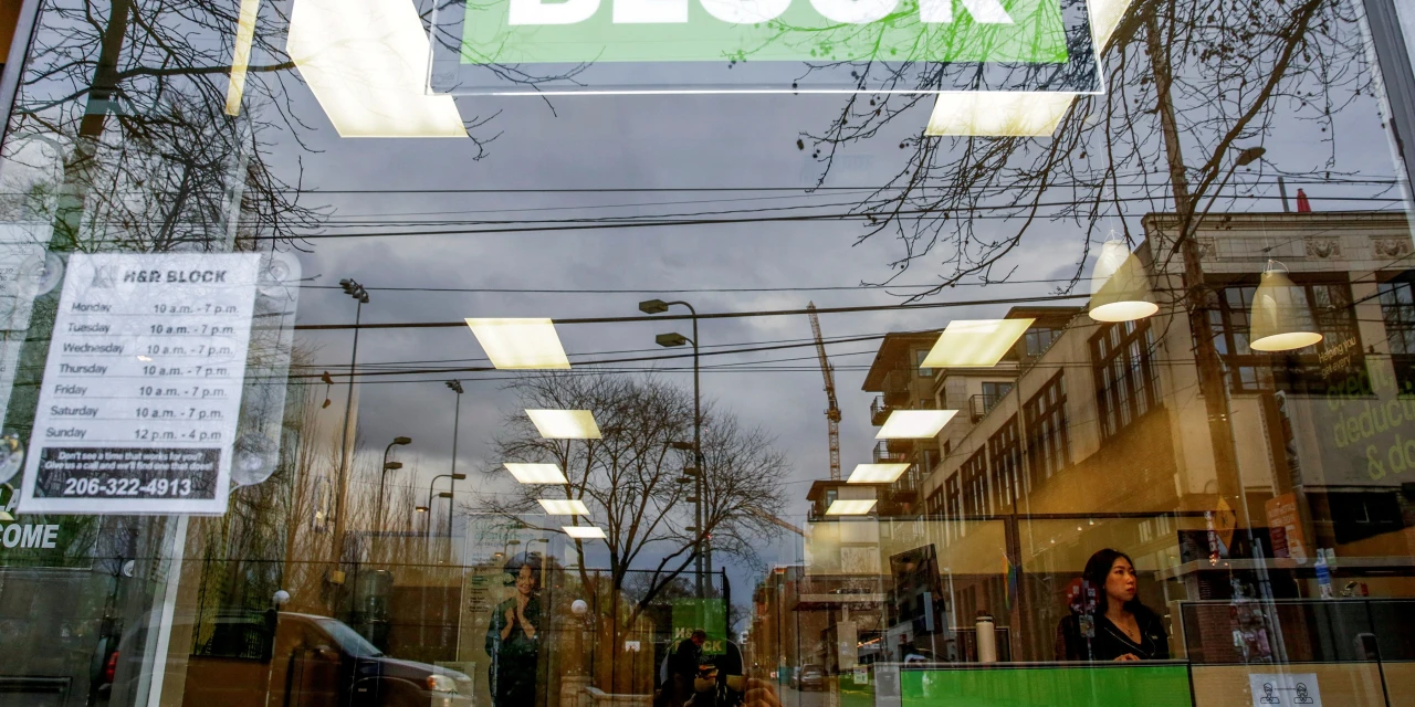 H&R Block Revenue Increases as It Raises Quarterly Dividend
