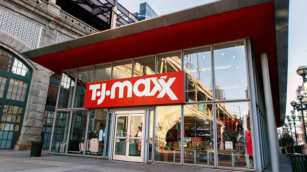 TJX Earnings Growth Accelerates, Shrugging Off High Gas Prices. The Stock Is Rising Near Key Levels.