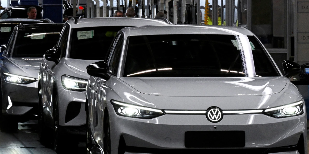 Volkswagen Fined $1.3 Million by German Financial Watchdog Over Forecast Disclosure