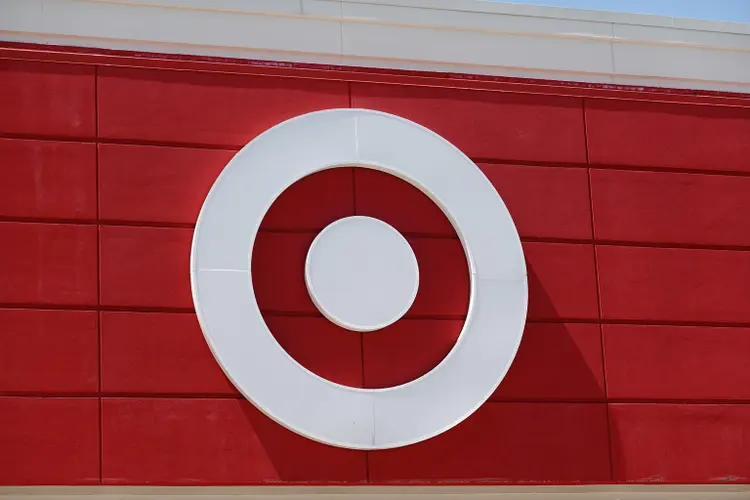 Target shares remain underwater as CEO pick and exec assurances fail to soothe investors