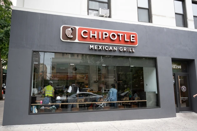 Chipotle reaffirms FY25 guidance, announces executive changes