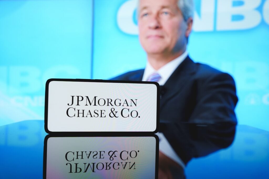 JPMorgan Says Crypto Regulatory Clarity Matters Only If 'Paired With Durable Safeguards,' Flags Stablecoin Yield Risks