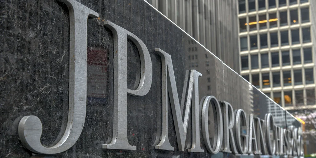 Solana and XRP ETFs Could Attract Billions, But Will Fall Short of Bitcoin: JP Morgan