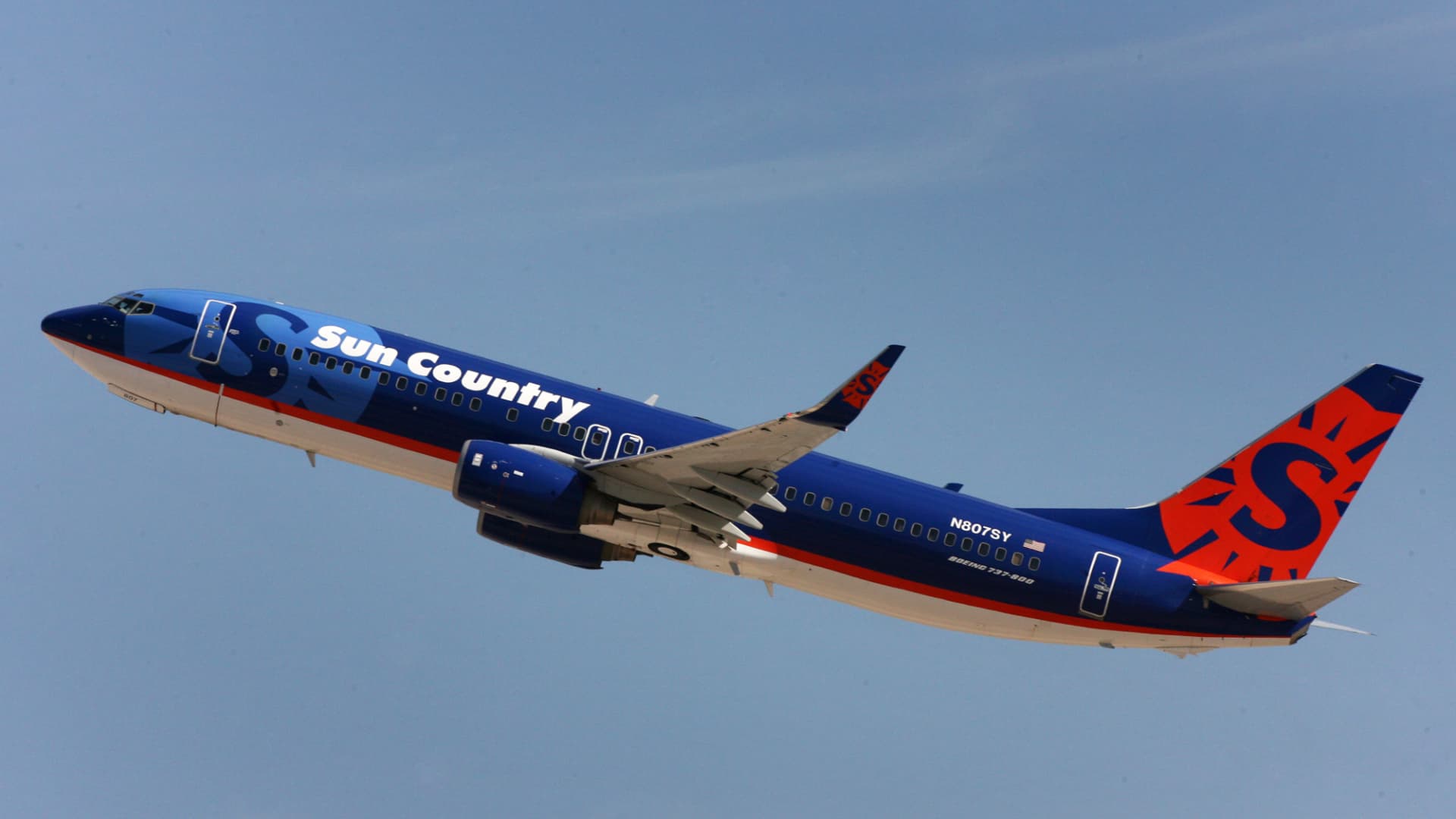 Allegiant to buy rival budget airline Sun Country in $1.5 billion cash and stock deal