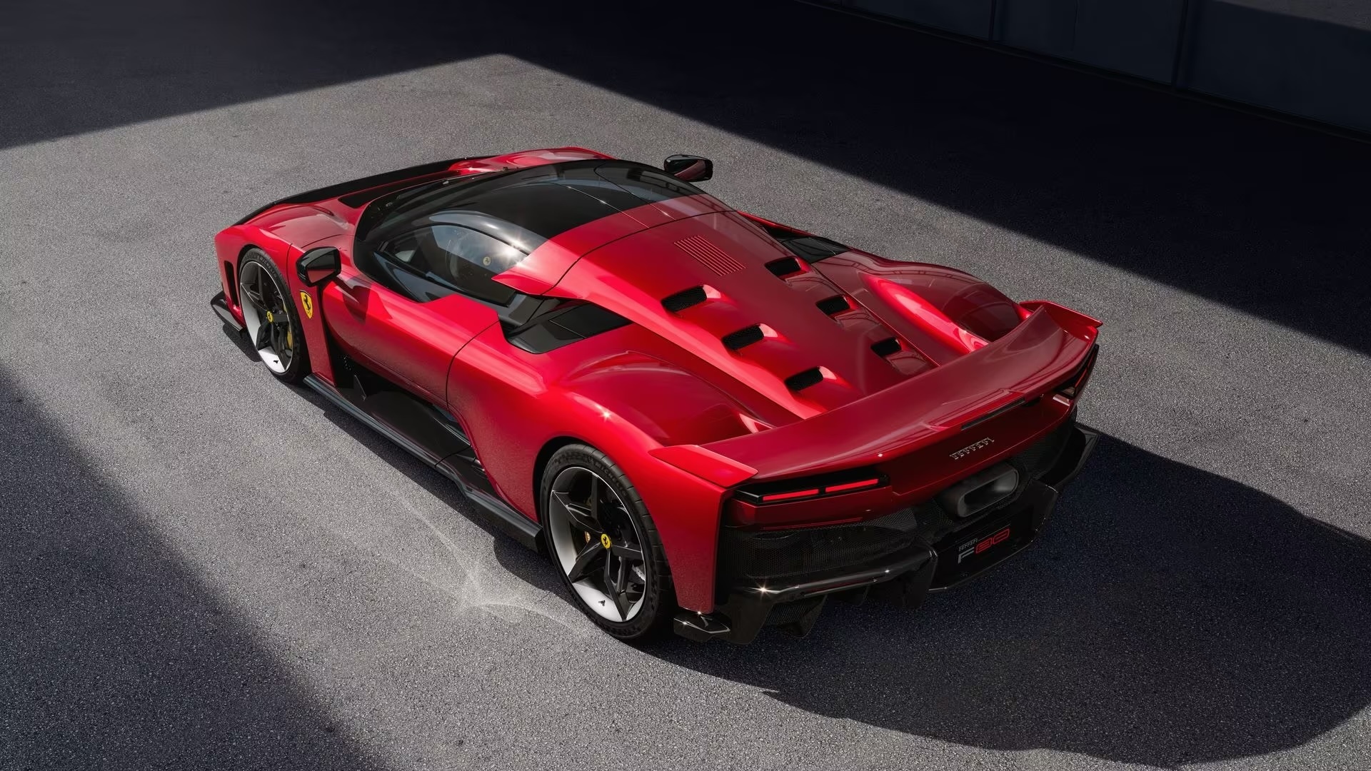 What Sent This High-Flying Ultra-Luxury Giant's Stock 16% Lower Thursday?