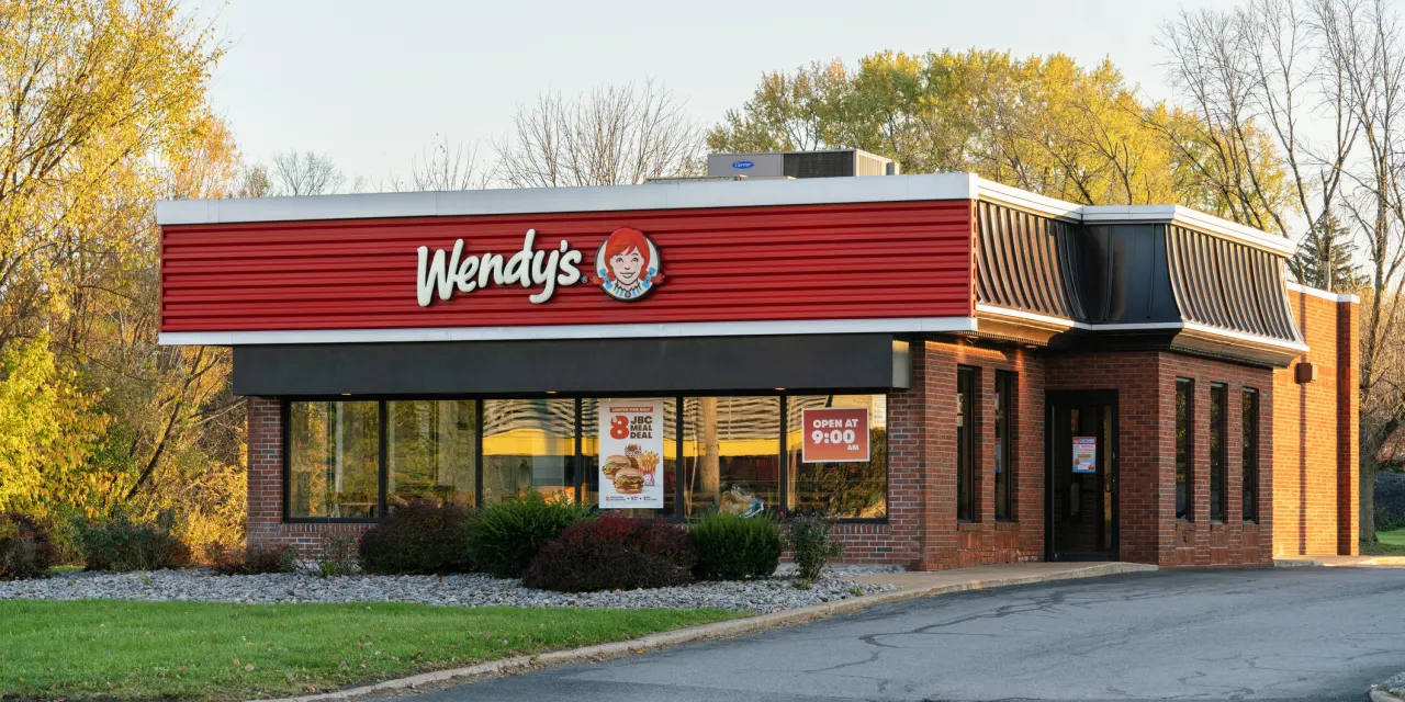 Wendy’s sales keep getting worse, as the stock sinks toward a 13-year low