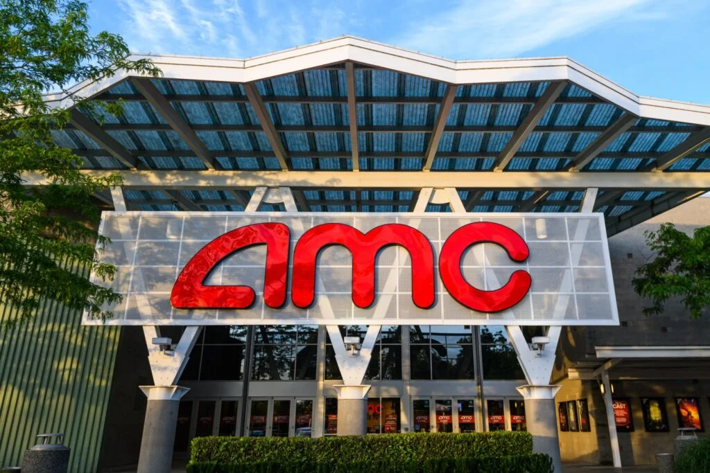 AMC CEO Says 'We're Still Here': How Taylor Swift, Popcorn Buckets Help Movie Theater From Going 'Kaplooey'