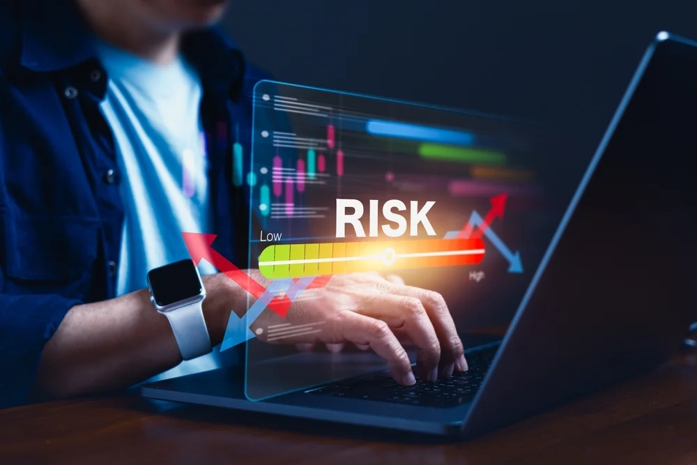 Oracle's Big AI Bet Faces Credit Risk, Rating Agency Warns