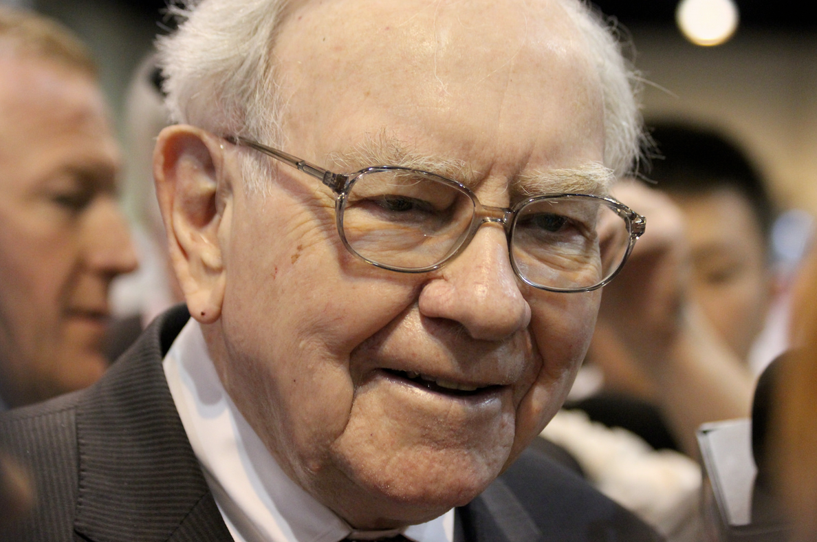 The Best Warren Buffett Stocks to Buy With $2,000 Right Now