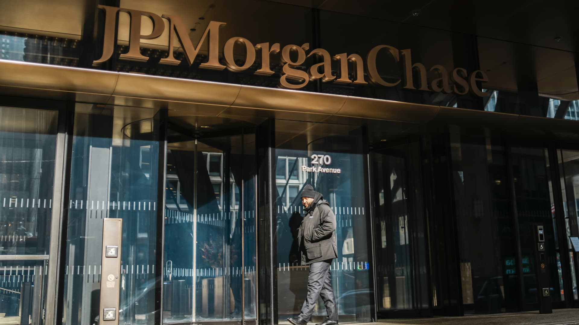 JPMorgan Chase plans to deploy more powerful AI agents this year