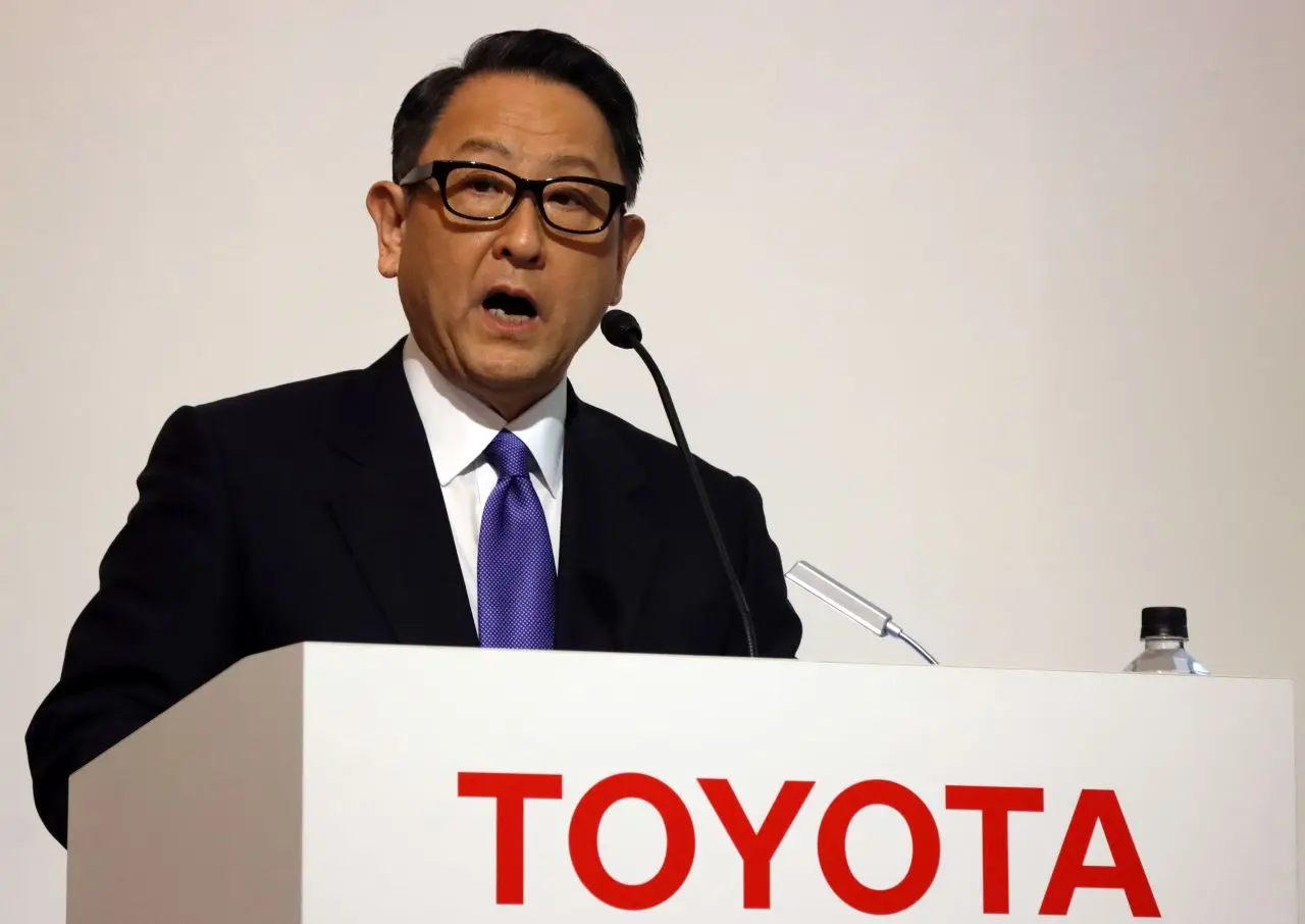 California's gas-powered vehicle ban will be 'difficult' to meet, Toyota's president says - Fox Business