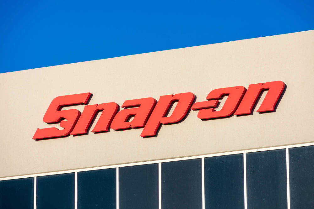 What's Going On With Snap-on Stock on Thursday?