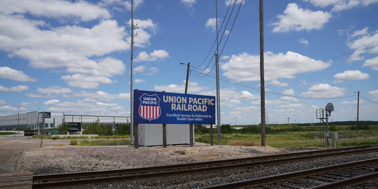 Union Pacific, Norfolk Southern File Supplemental Information to STB on Merger