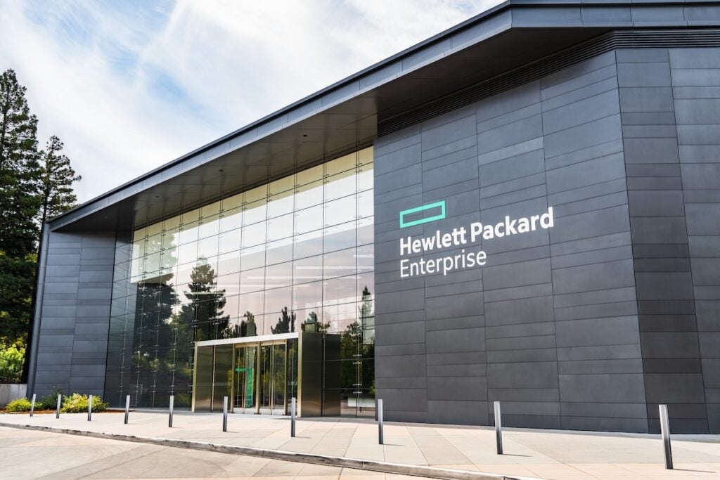 Hewlett Packard Enterprise Pops Nearly 4% After Hours as Dell's AI Boom Boosts Hardware Sentiment: HPE Stock Trends
