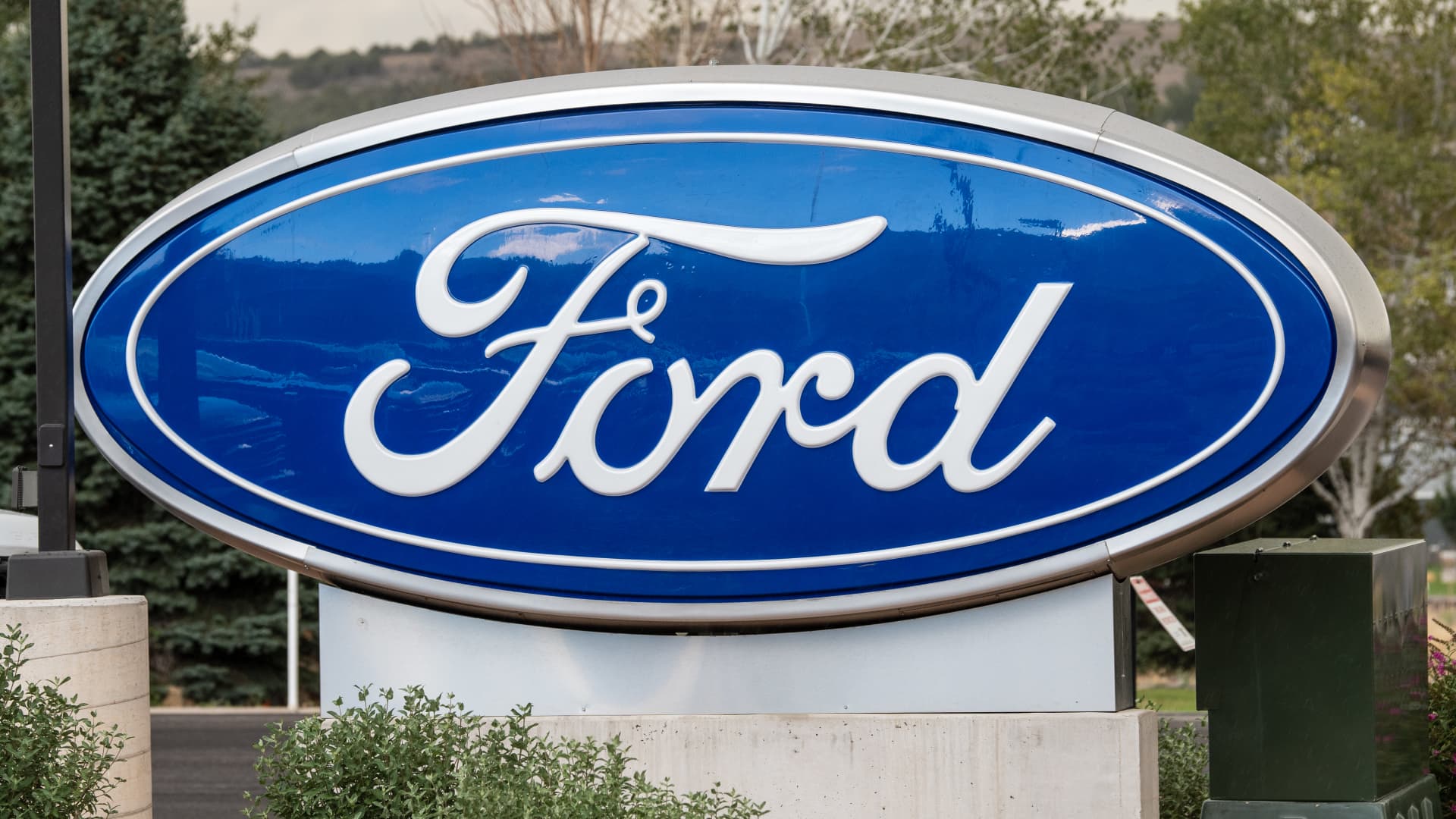 Ford Motor is set to report earnings after the bell. Here's what Wall Street expects