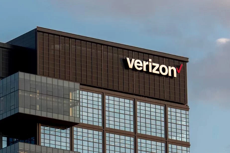 Verizon Q2 Earnings: Wireless Revenue And Broadband Subs Gain Traction, Sales Fall Short Of Expectations