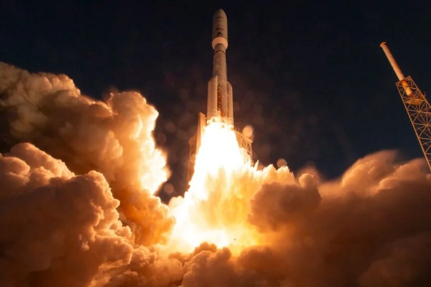 Shooting Stars: Rocket Lab Breaks Records (And Stock Up 640% In Past Year), AST SpaceMobile Impresses Defense, Kuiper Grows