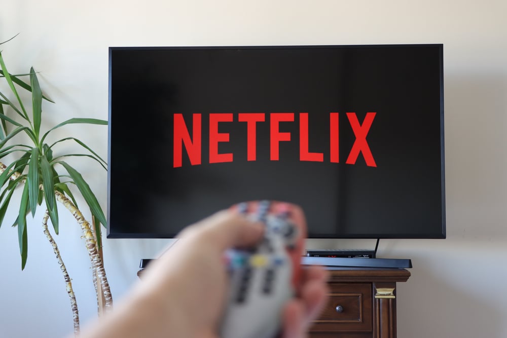 Netflix Shares Edge Higher Tuesday Despite Persistent 'Death Cross' Resistance