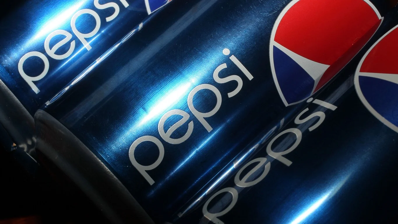 PepsiCo's 90% Payout Ratio Looks Unsustainable. The Dividend King's Earnings Acceleration Changes the Math