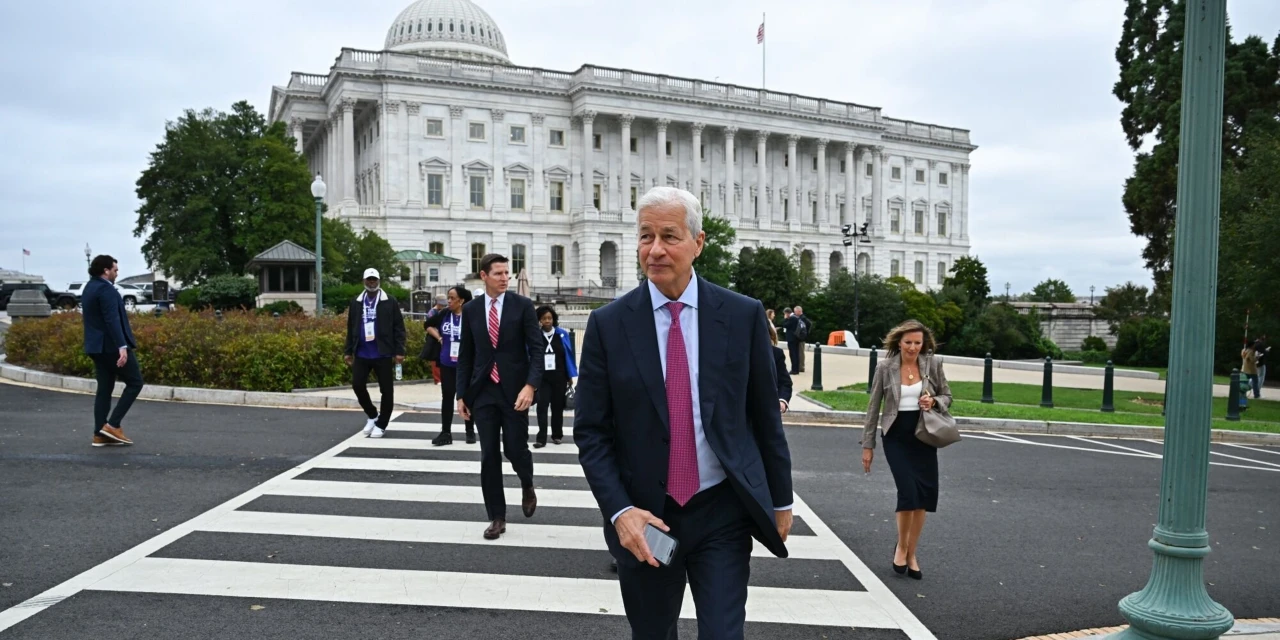 America Needs More Weapons. JPMorgan Wants to Add Its Firepower.