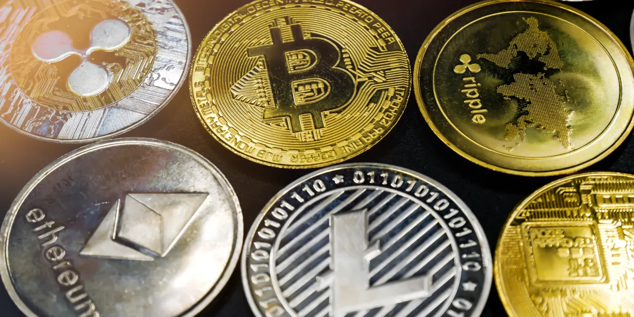 Crypto’s Warning Shot. What the Charts of Bitcoin, Coinbase, Strategy Inc. Say.