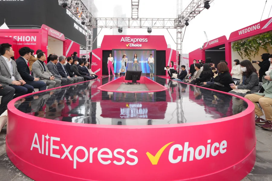 AliExpress Fuels Alibaba International's Revenue Growth By Giving Shoppers A 'Choice' - Alibaba Gr Holdin - Benzinga
