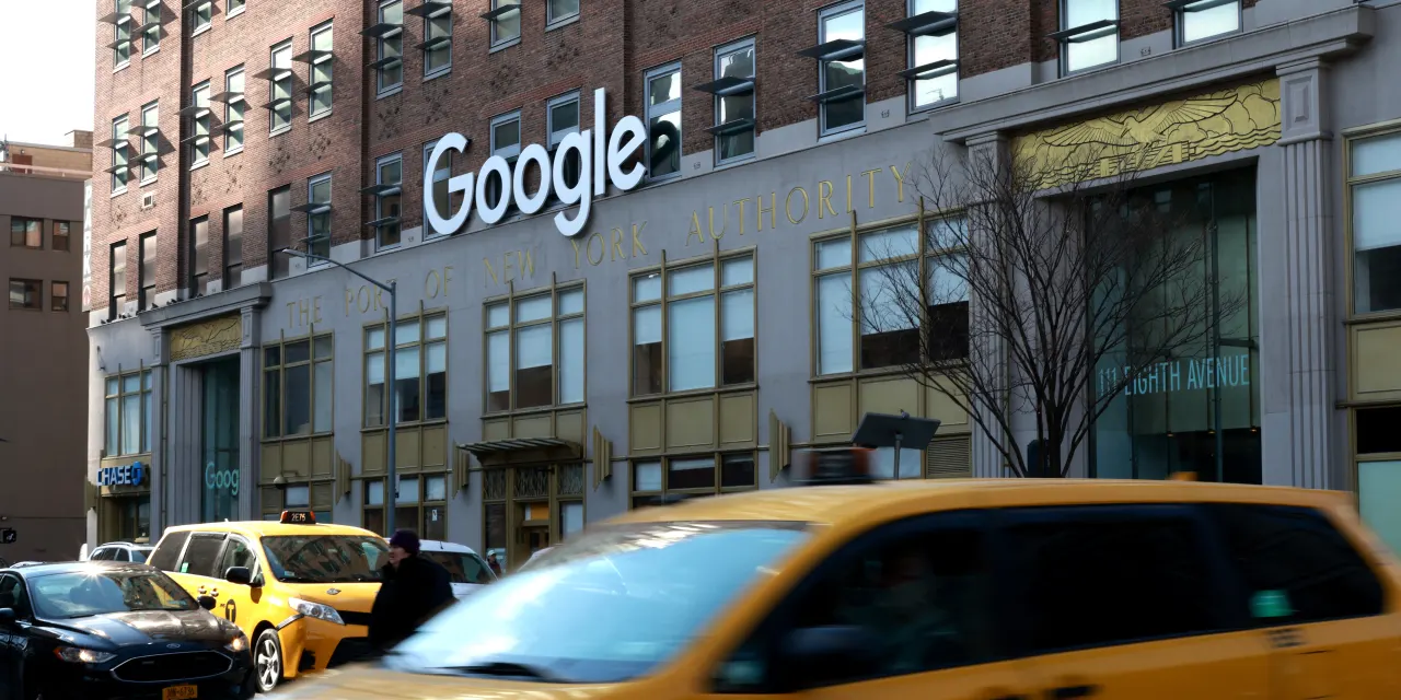 What Micron’s Stock Chart Says About the Possibility of a Tech Sector Rebound