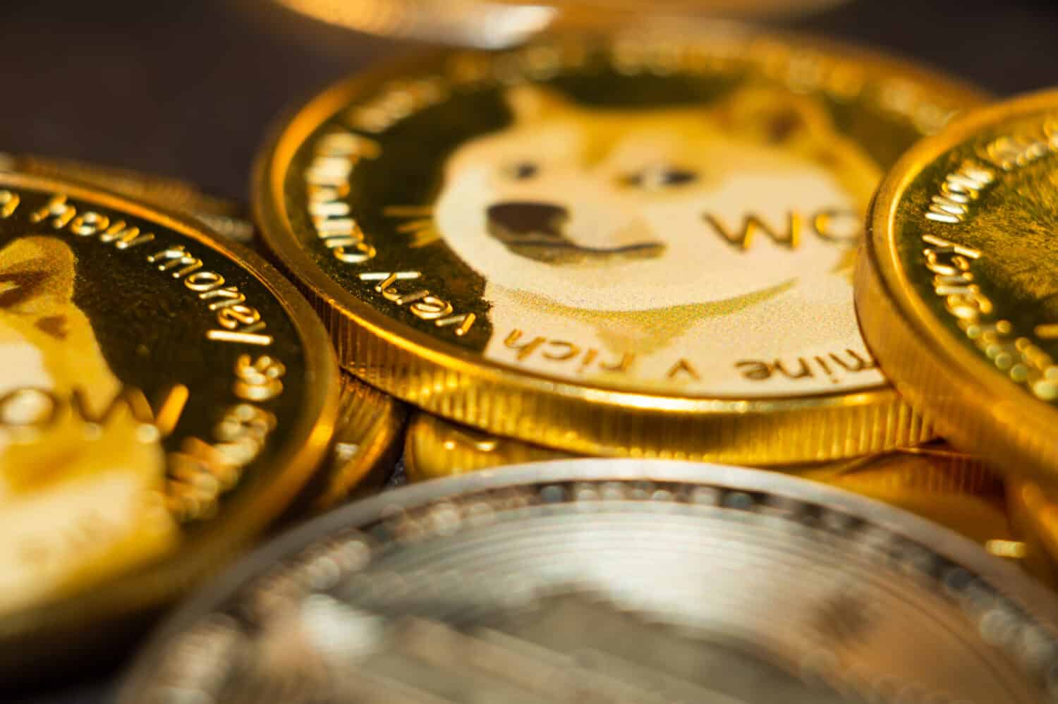 Dogecoin's ETFs Have Not Moved a Single Dollar in October. Where Did the Retail Money Go?