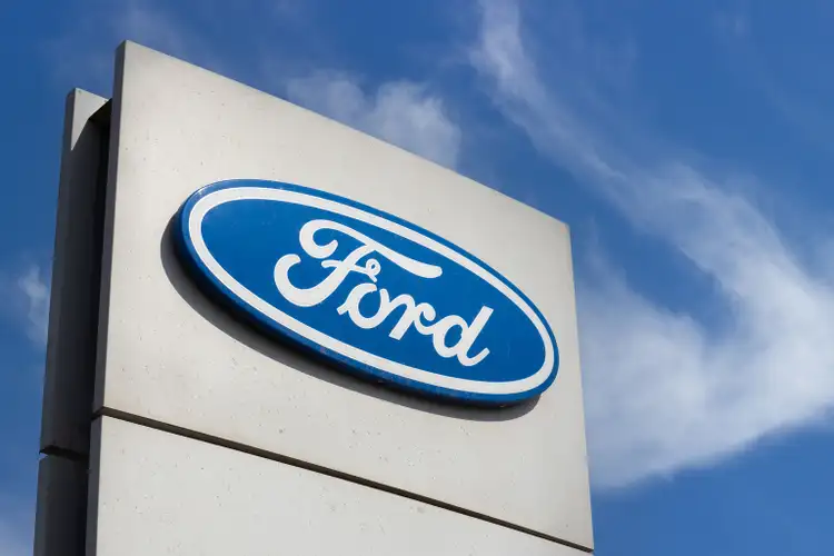 Ford trades in red for seven straight sessions