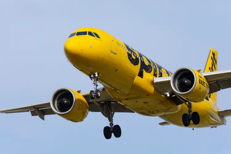 Spirit Airlines dips after issuing financial update - Seeking Alpha