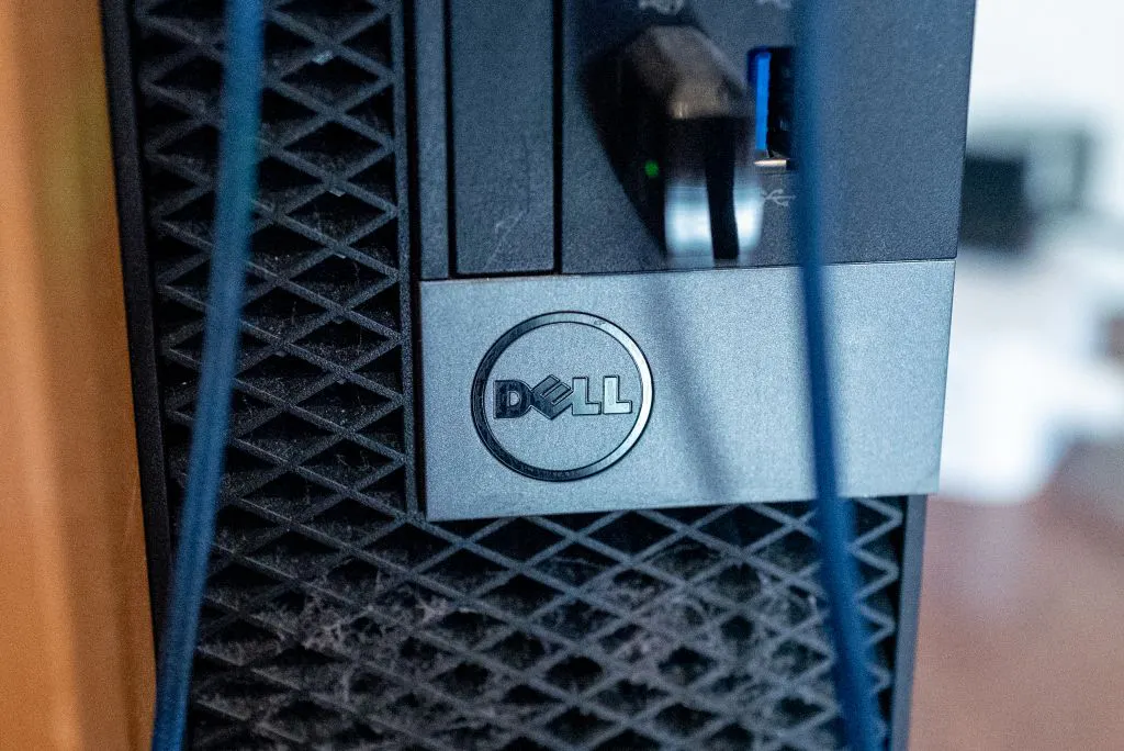 Dell jumps on cheery guidance despite earnings miss
