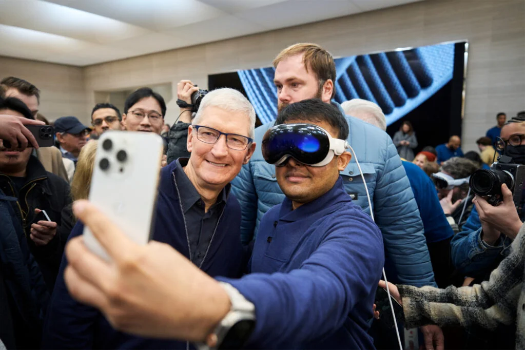 Tim Cook Kicked Off iPad Event By Hyping Up Apple Vision Pro, Top Analyst Says It's 'Just A Reminder' While Jim Cramer Says 'It's Not A Bust'