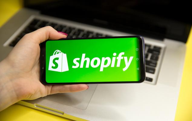 Shopify vs. DoorDash: Which E-Commerce Stock Has an Edge Now?