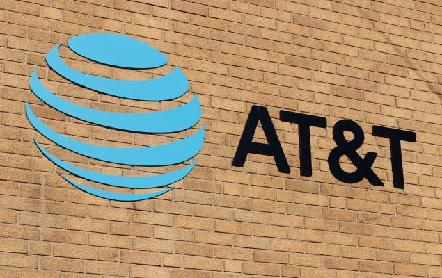 Will Modest Top-Line Improvement Aid AT&T's Q1 Earnings? - Yahoo Finance