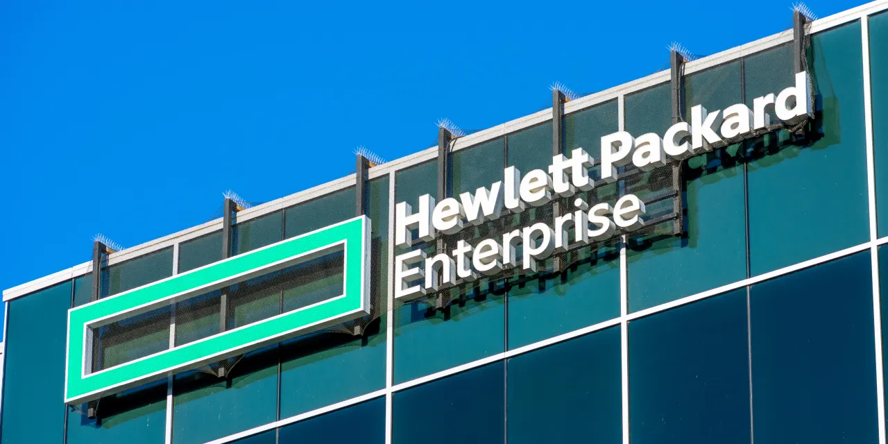 Hewlett Packard Enterprise Earnings Beat Estimates. Why the Stock Is Falling Anyway.