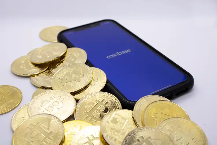 Trump's crypto chief David Sacks sold his Coinbase, Robinhood stakes pre-inauguration