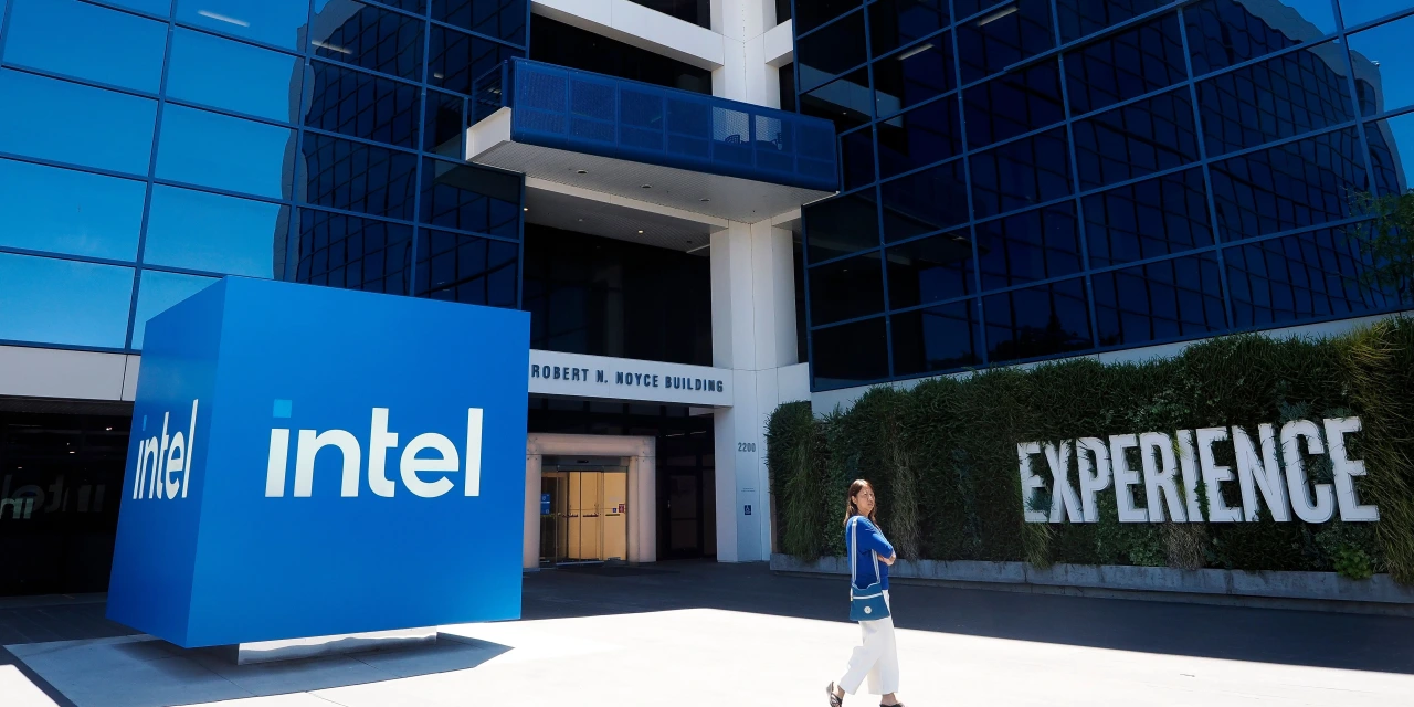 Intel Surge Propels S&P 500, Nasdaq to New Records