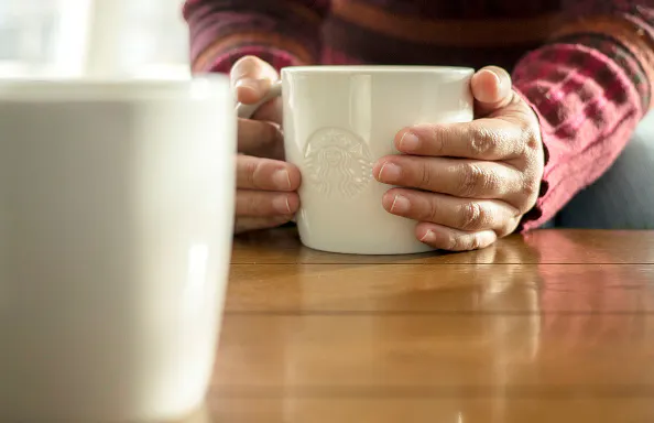 Starbucks wants to give you a “mug hug”