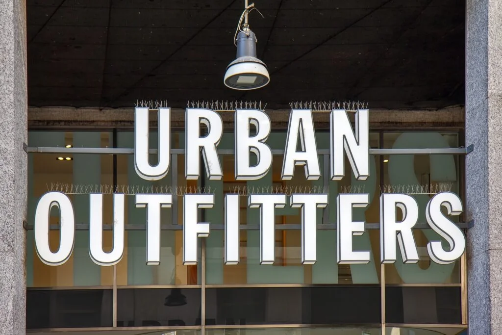 Urban Outfitters Surges After Q1 Beat: Analysts Highlight Margin Strength, Sales Momentum