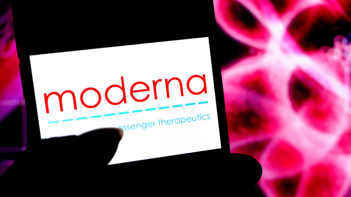 Moderna CEO on the changing COVID market: Pandemic to endemic - Yahoo Finance